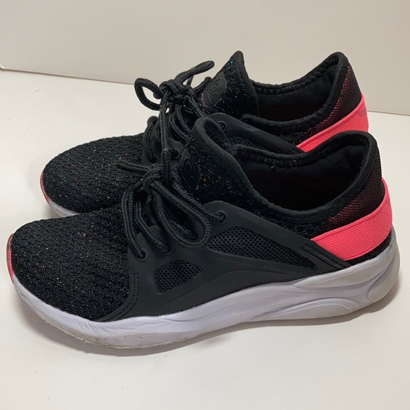 Cushion Fit Sneakers - Picture 4 of 8